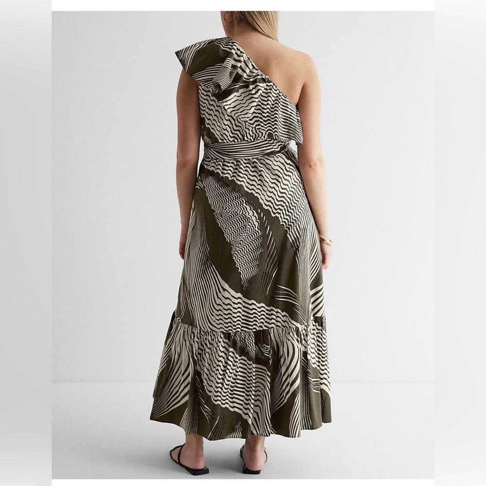 Express Olive and White One-Shoulder Maxi Dress - Picture 15 of 16
